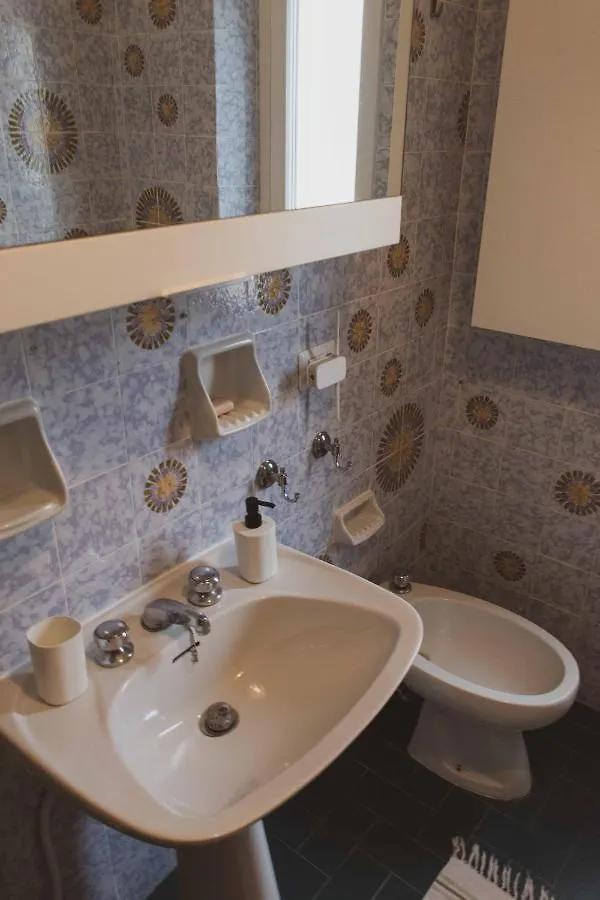 Bed And Breakfast Humus Sapiens Castiglione Chiavarese Bauernhof